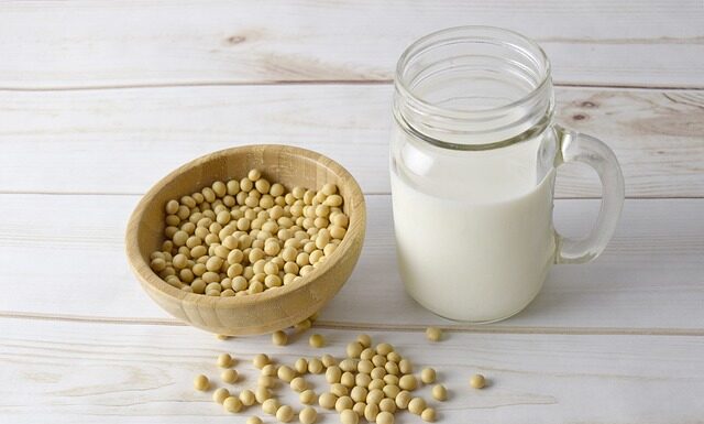 Czy można gotować mleko sojowe?
