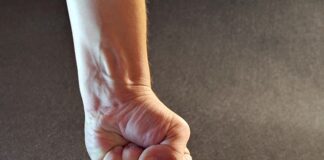 Czy można postawić wiatę bez zezwolenia?