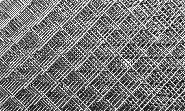 Co pierwsze siatka czy drut?