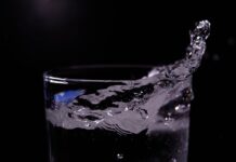 Ekologiczne butelki wielorazowe dla rodzin – zalety i pomysły na codzienne picie wody Ekologiczne butelki wielorazowe dla rodzin