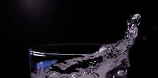 Ekologiczne butelki wielorazowe dla rodzin – zalety i pomysły na codzienne picie wody Ekologiczne butelki wielorazowe dla rodzin