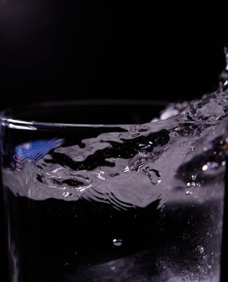 Ekologiczne butelki wielorazowe dla rodzin – zalety i pomysły na codzienne picie wody Ekologiczne butelki wielorazowe dla rodzin